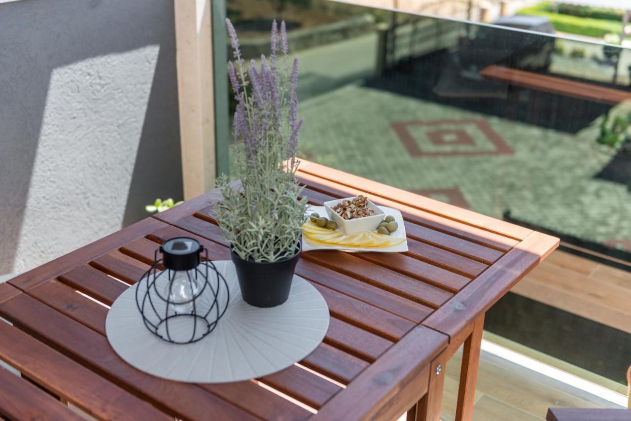 New And Chic Place Near Old Town Of トロギール エクステリア 写真
